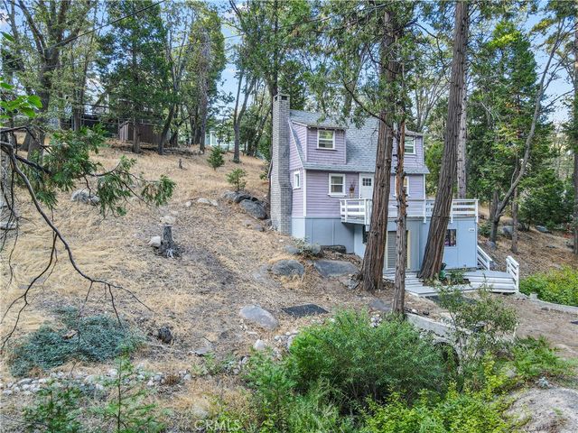 27548 Meadow, Lake Arrowhead, CA 92352