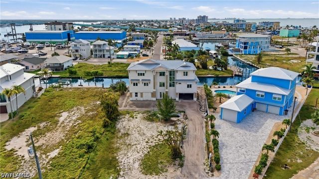 740 Matanzas CT, Fort Myers Beach, FL 33931