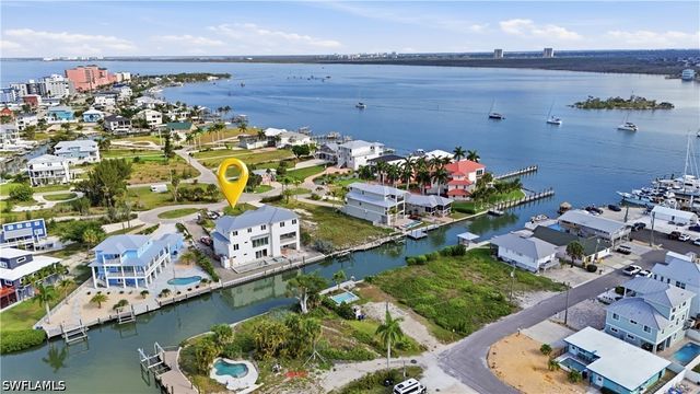 740 Matanzas CT, Fort Myers Beach, FL 33931
