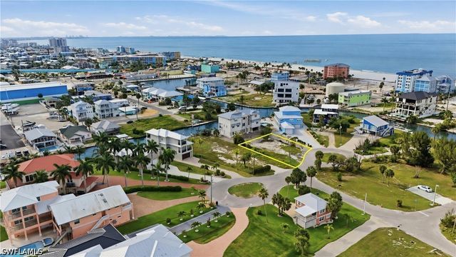 740 Matanzas CT, Fort Myers Beach, FL 33931