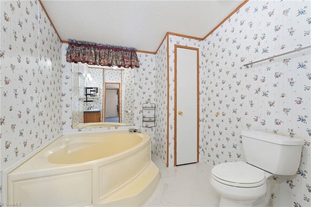 1747 Lynchburg Road, Westfield, NC 27053