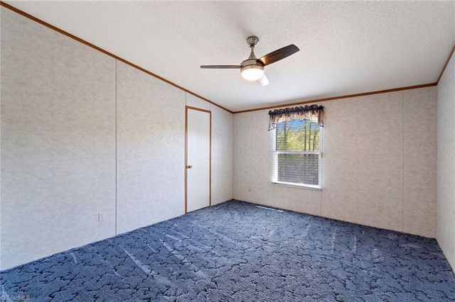1747 Lynchburg Road, Westfield, NC 27053