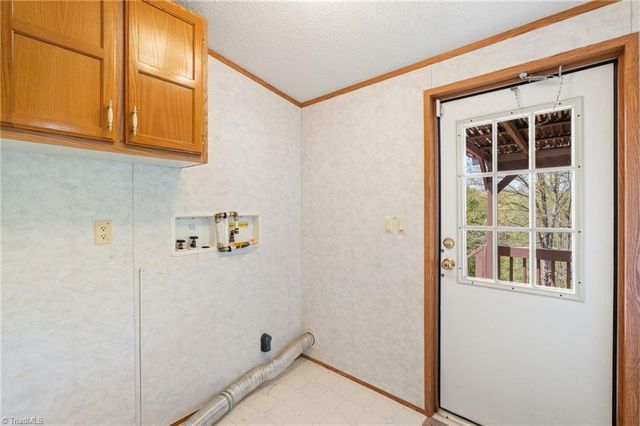 1747 Lynchburg Road, Westfield, NC 27053