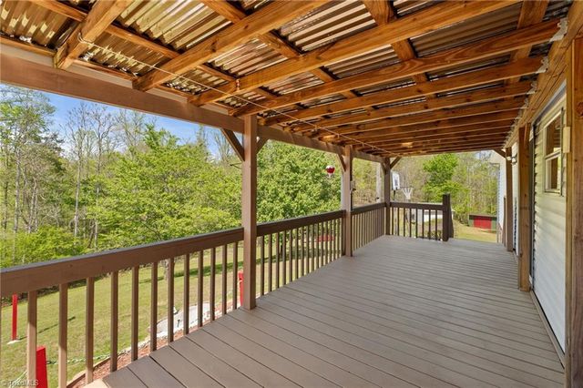 1747 Lynchburg Road, Westfield, NC 27053
