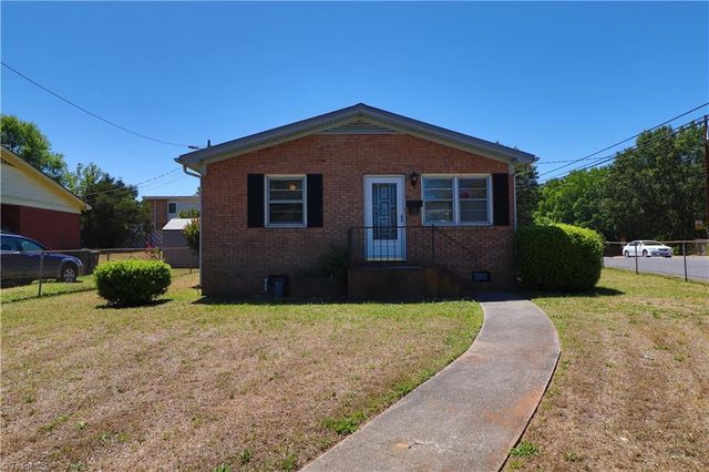 834 Mary James Avenue, Thomasville, NC 27360