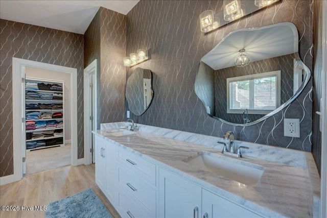 9226 Hart Drive, Oriental, NC 28571