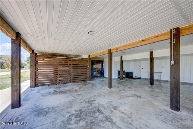 9226 Hart Drive, Oriental, NC 28571