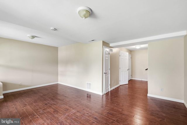 826 HOLLY DR, La Plata, MD 20646