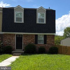826 HOLLY DR, La Plata, MD 20646