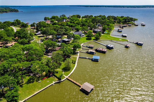 154 Ocean Drive, Gun Barrel City, TX 75156