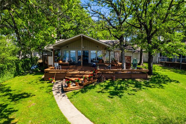 154 Ocean Drive, Gun Barrel City, TX 75156