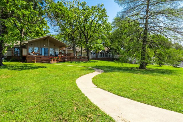 154 Ocean Drive, Gun Barrel City, TX 75156