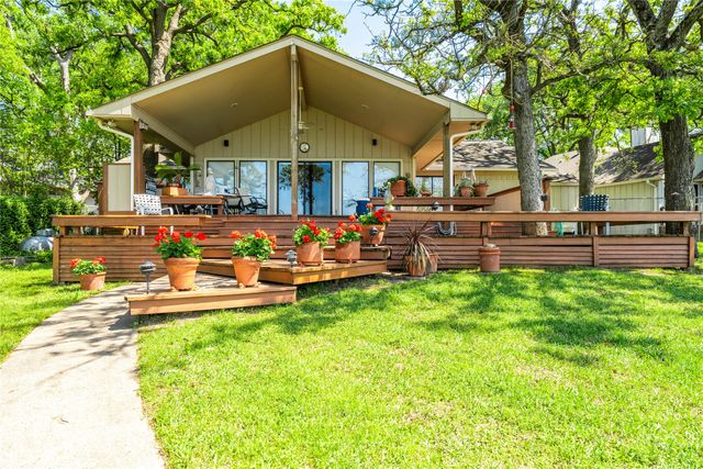 154 Ocean Drive, Gun Barrel City, TX 75156