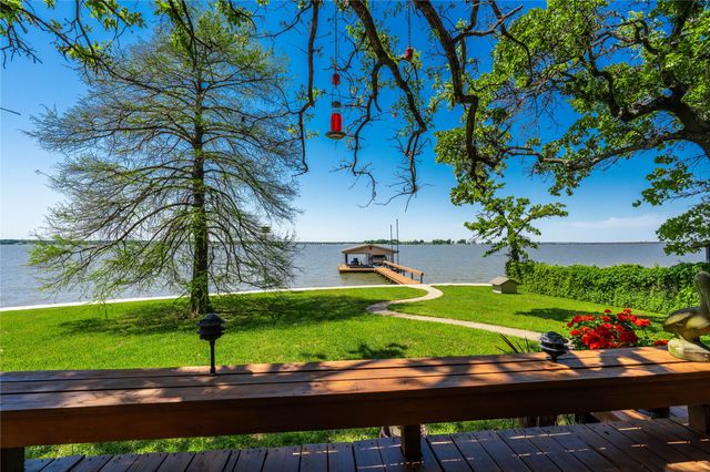 154 Ocean Drive, Gun Barrel City, TX 75156