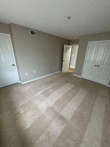 670 Bedford Street PH301, Whitman, MA 02382