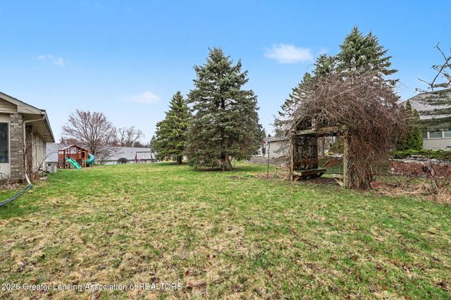 248 Birch Lane, Dimondale, MI 48821