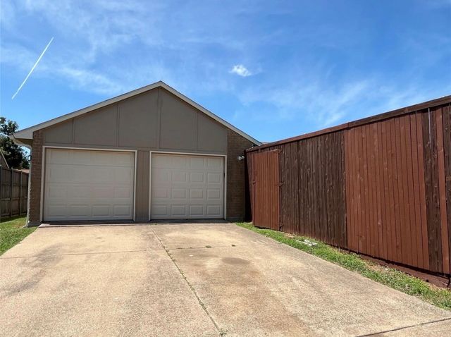 515 English Oak Street, Allen, TX 75002