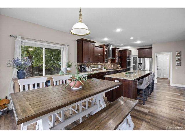 6076 S Ukraine St, Aurora, CO 80015