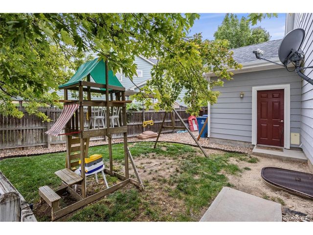 6076 S Ukraine St, Aurora, CO 80015