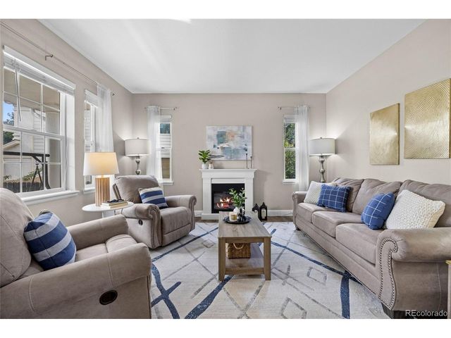 6076 S Ukraine St, Aurora, CO 80015