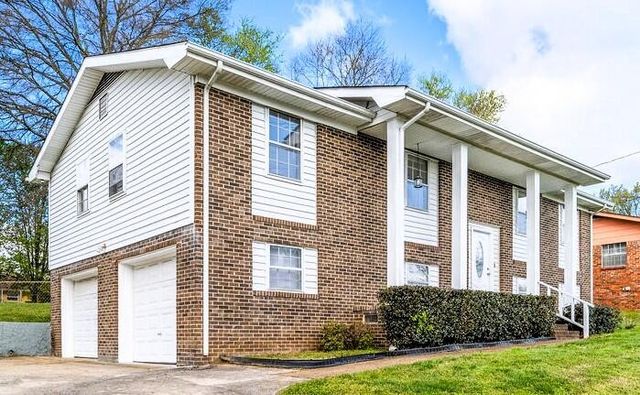 111 Edgewood Circle, Fort Oglethorpe, GA 30742