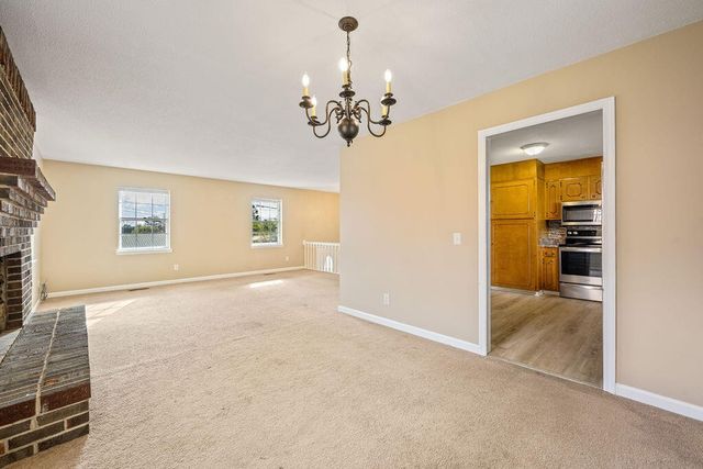 111 Edgewood Circle, Fort Oglethorpe, GA 30742