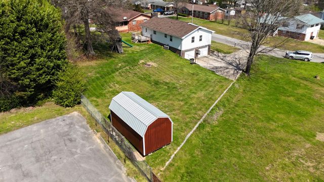 111 Edgewood Circle, Fort Oglethorpe, GA 30742