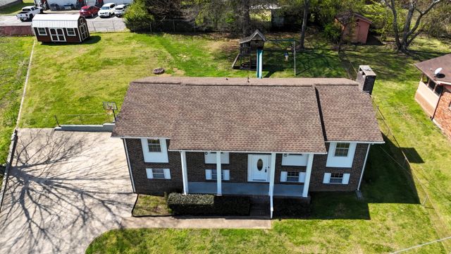 111 Edgewood Circle, Fort Oglethorpe, GA 30742
