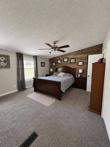 1951 Angel Ridge Road, Hustonville, KY 40437