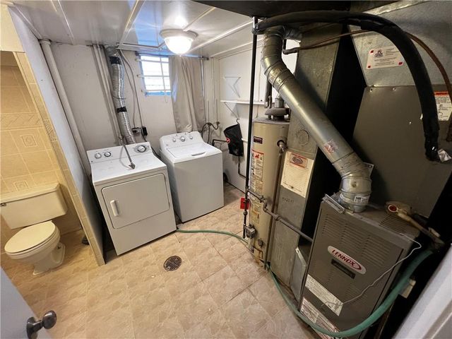 4000 N Jackson Terrace, Kansas City, MO 64117