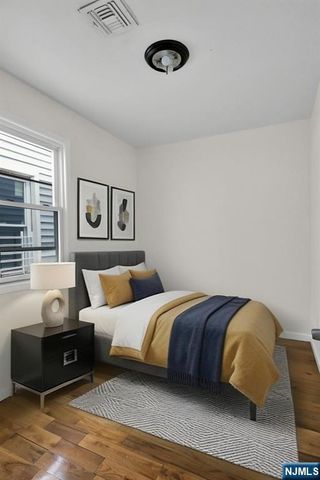491 S 17th Street, Newark, NJ 07103