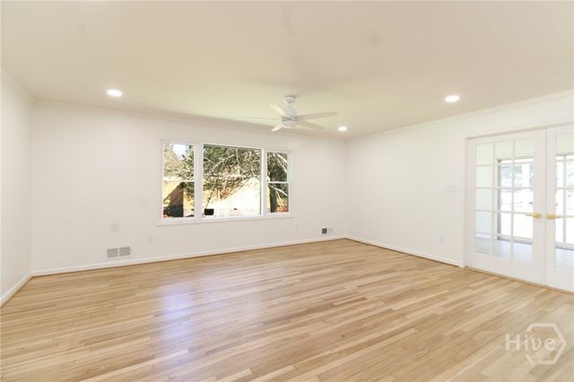 100 Williamsburg Lane, Athens, GA 30605