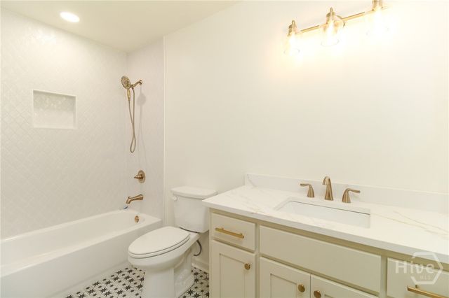 100 Williamsburg Lane, Athens, GA 30605