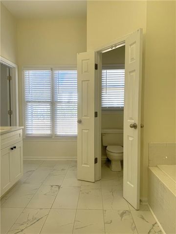 231 Oak Vista Court, Lawrenceville, GA 30044