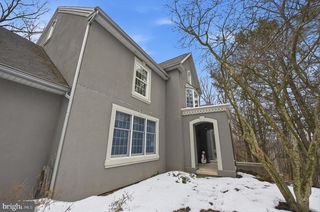 6688 HAASADAHL RD, Allentown, PA 18106