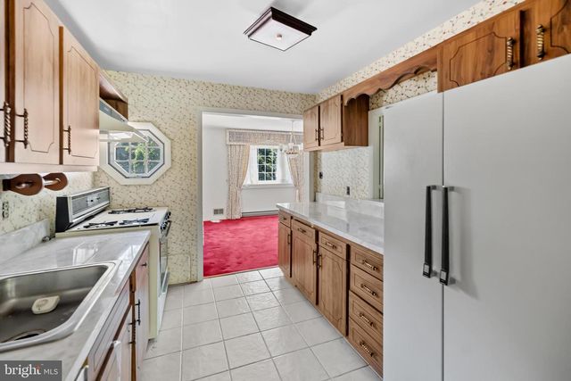 409 HULL PL, Rockville, MD 20852