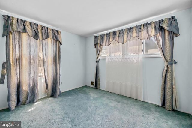 409 HULL PL, Rockville, MD 20852