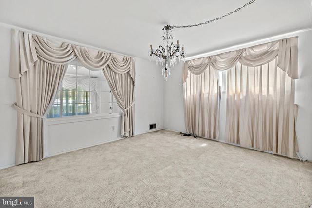409 HULL PL, Rockville, MD 20852