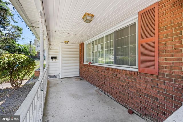 409 HULL PL, Rockville, MD 20852
