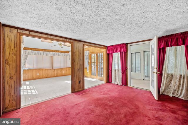 409 HULL PL, Rockville, MD 20852