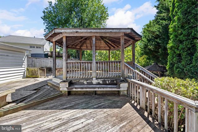 409 HULL PL, Rockville, MD 20852