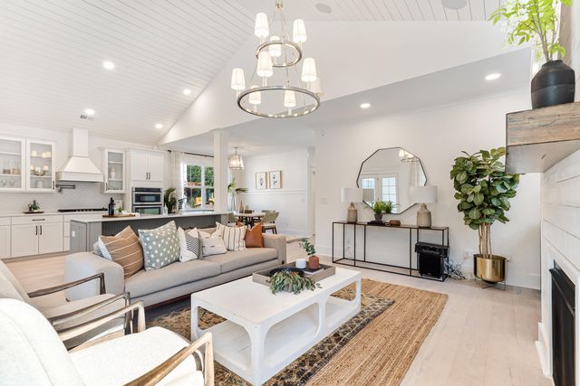 718 Minton Road, Charleston, SC 29412
