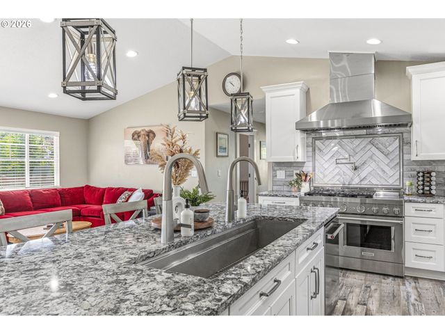 24716 Ne 419TH St, Amboy, WA 98601