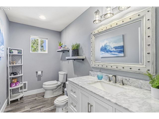 24716 Ne 419TH St, Amboy, WA 98601