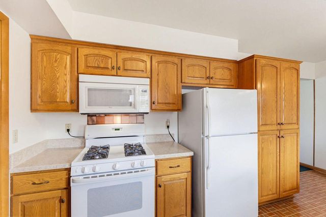 2032 114th STREET, Wauwatosa, WI 53226