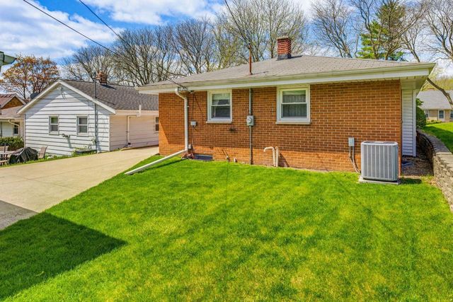 2032 114th STREET, Wauwatosa, WI 53226