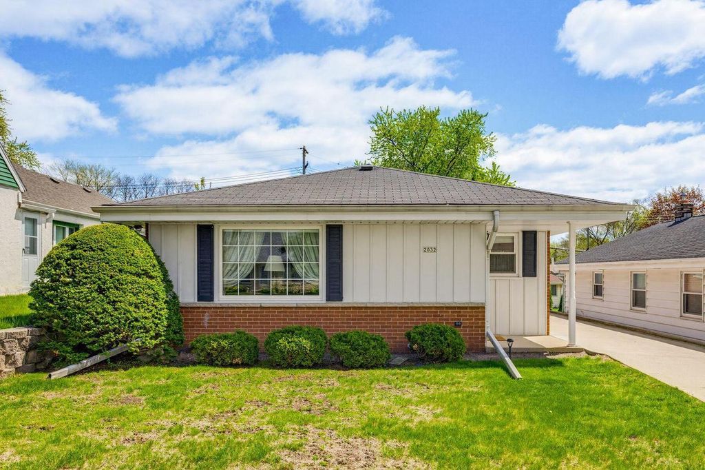 2032 114th STREET, Wauwatosa, WI 53226
