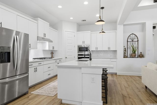 1218 Yaupon, New Braunfels, TX 78132