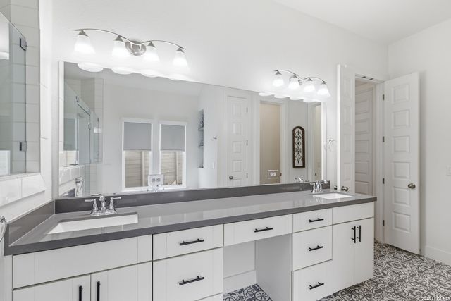 1218 Yaupon, New Braunfels, TX 78132