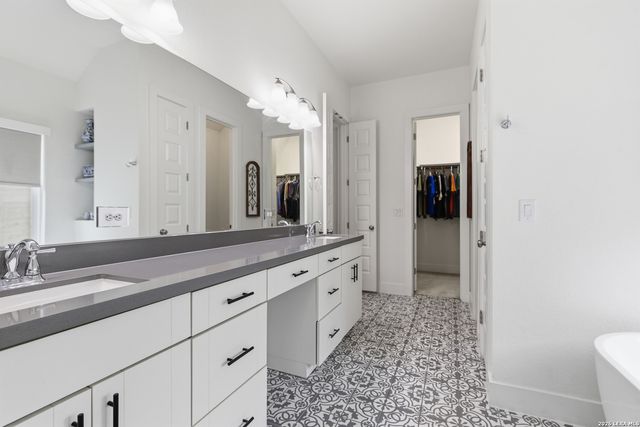 1218 Yaupon, New Braunfels, TX 78132